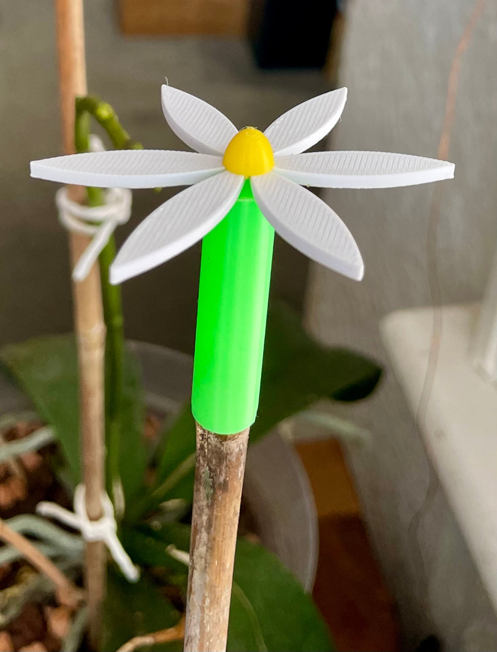 Daisy Plant Stake Topper | Decorative Orchid Cane Cap | 3D Printed Flower Stake Cover | Plant Support Topper | Custom Sizes
