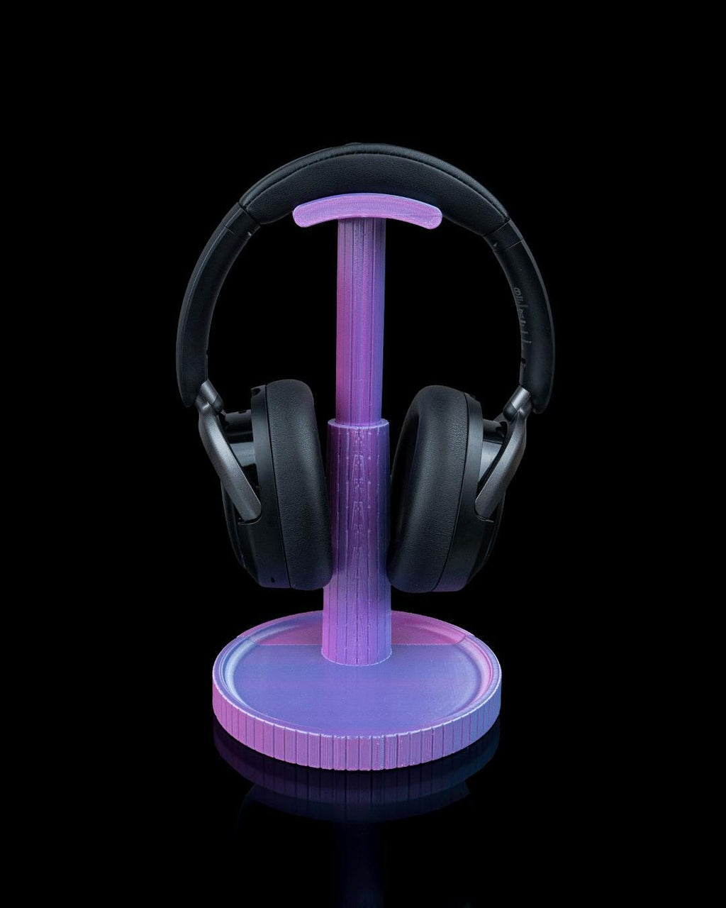 Clean Headset stand.